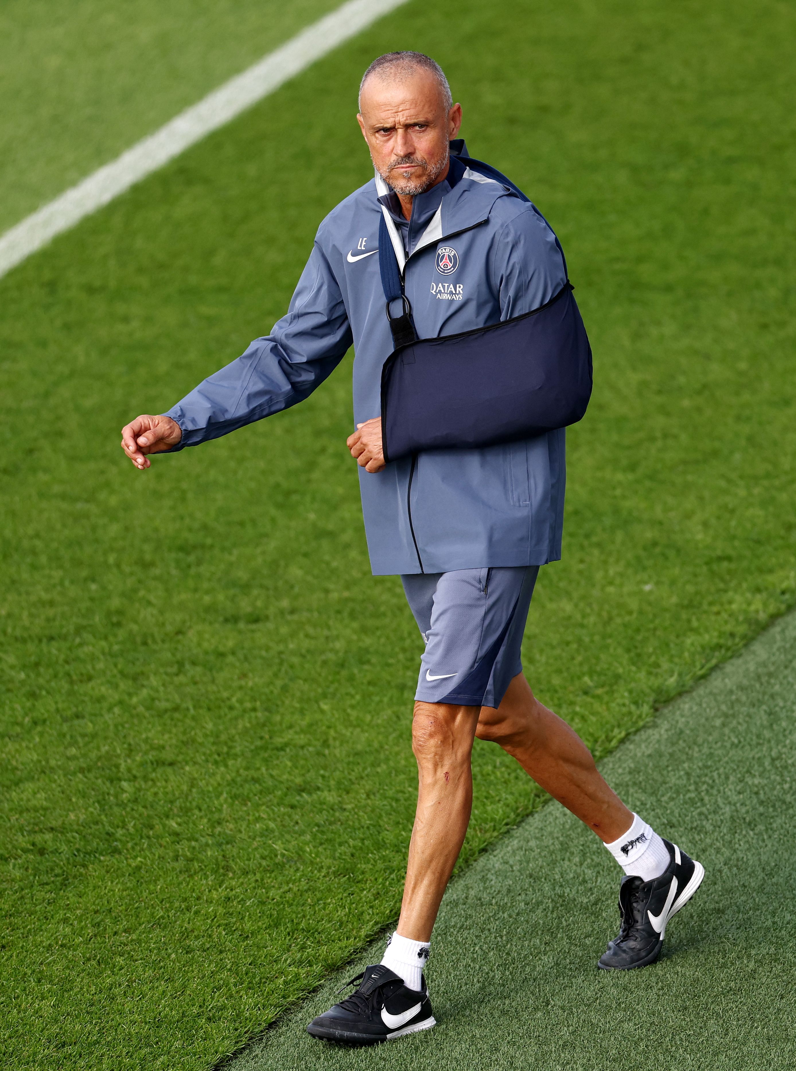 海星-加时末段巴黎圣日耳曼备战欧冠；造点机会细节曝光；压力陡增；医务组通报恢复-海星